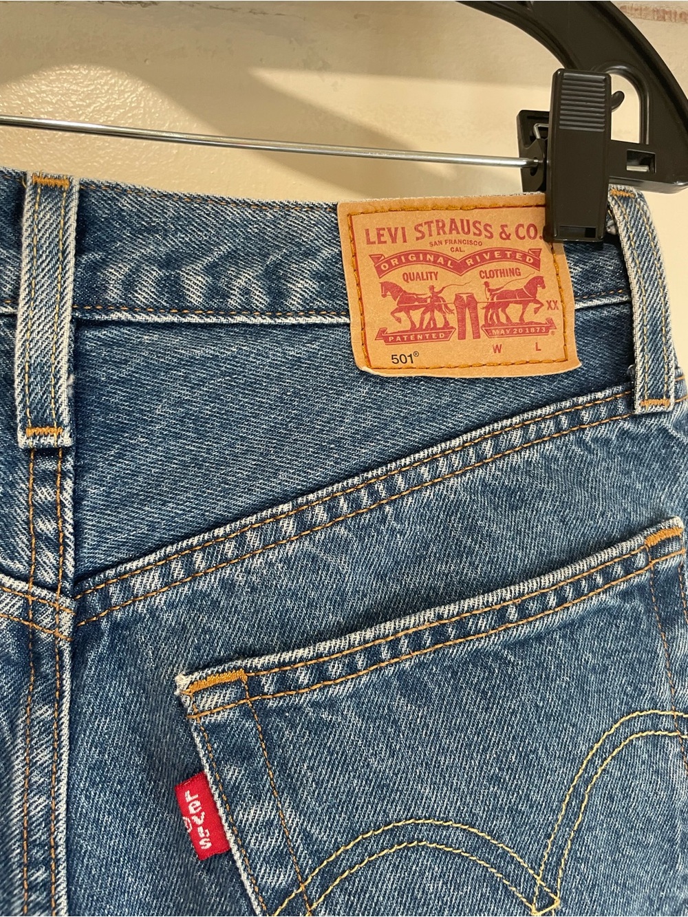 Levi's High rise Denim Jean Shorts - Picture 5 of 8